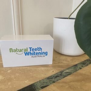1 x Retail Teeth Whitening Kit